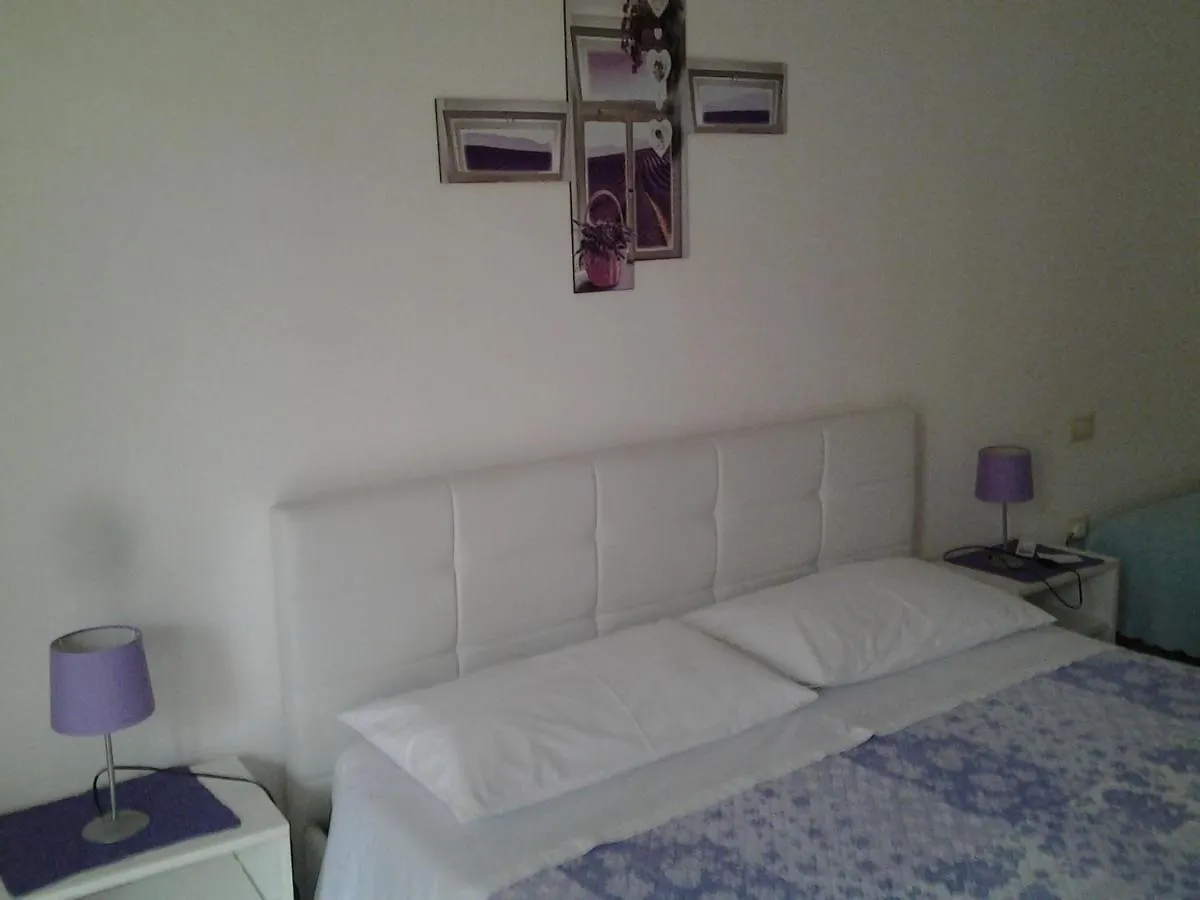 كوارتو سانتيلينا Bed And Breakfast Il Sole إيطاليا