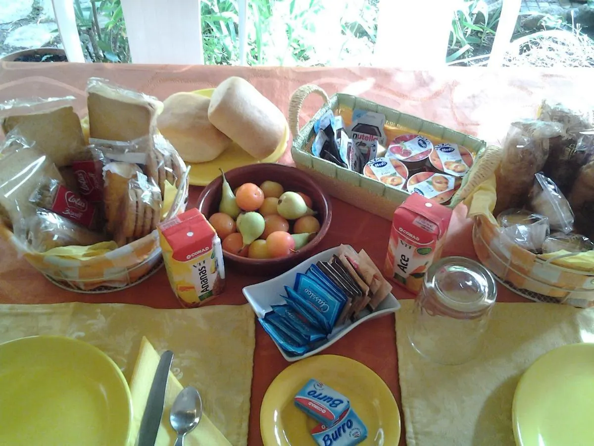 فندق مبيت وإفطار كوارتو سانتيلينا Bed And Breakfast Il Sole إيطاليا